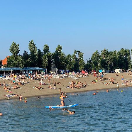 Apartman Diana Sremska Mitrovica Bagian luar foto